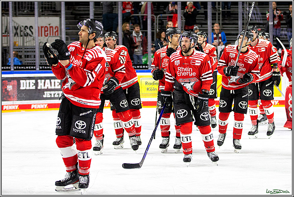 PENNY DEL; Koelner Haie- Schwenninger Wild Wings; Koeln, 06.12.2022